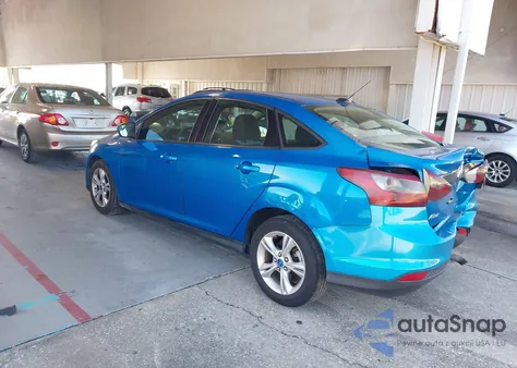 2012 Ford Focus Se z USA, uszkodzony, nr VIN 1FAHP3F29CL461943